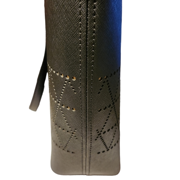 BLACK AND GOLD MICHAEL KORS TOTE CARRYALL - Picture 4 of 11